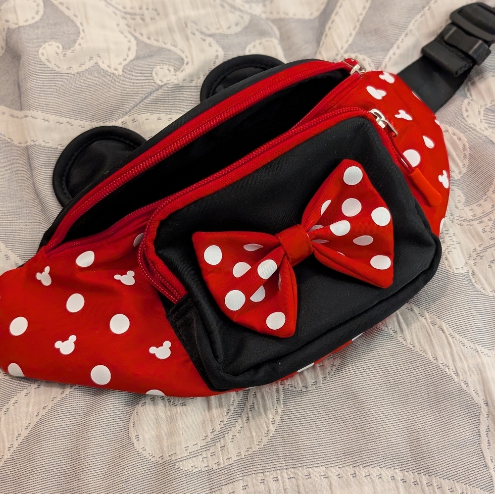Minnie Mouse Red and Black Polka Dot Waist Bag
